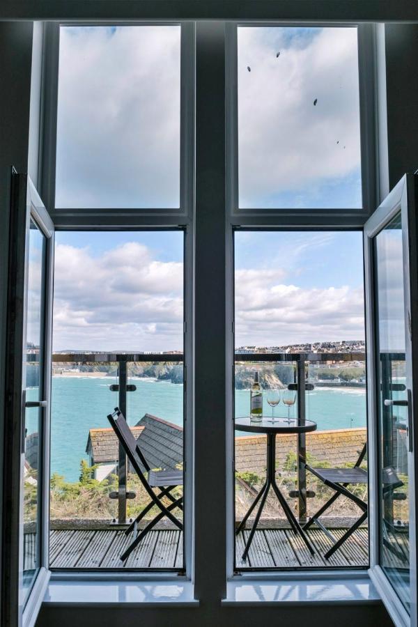 Finest Retreats - Tides - Luxury Sea Views Apartment Newquay  Exterior photo